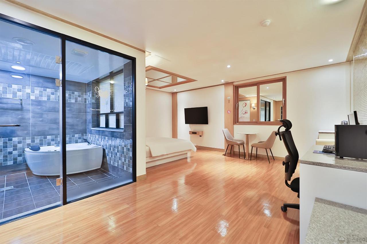 Time Hotel Yangsan Exterior foto